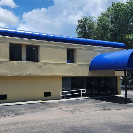 Travelodge By Wyndham Gainesville Exteriér fotografie